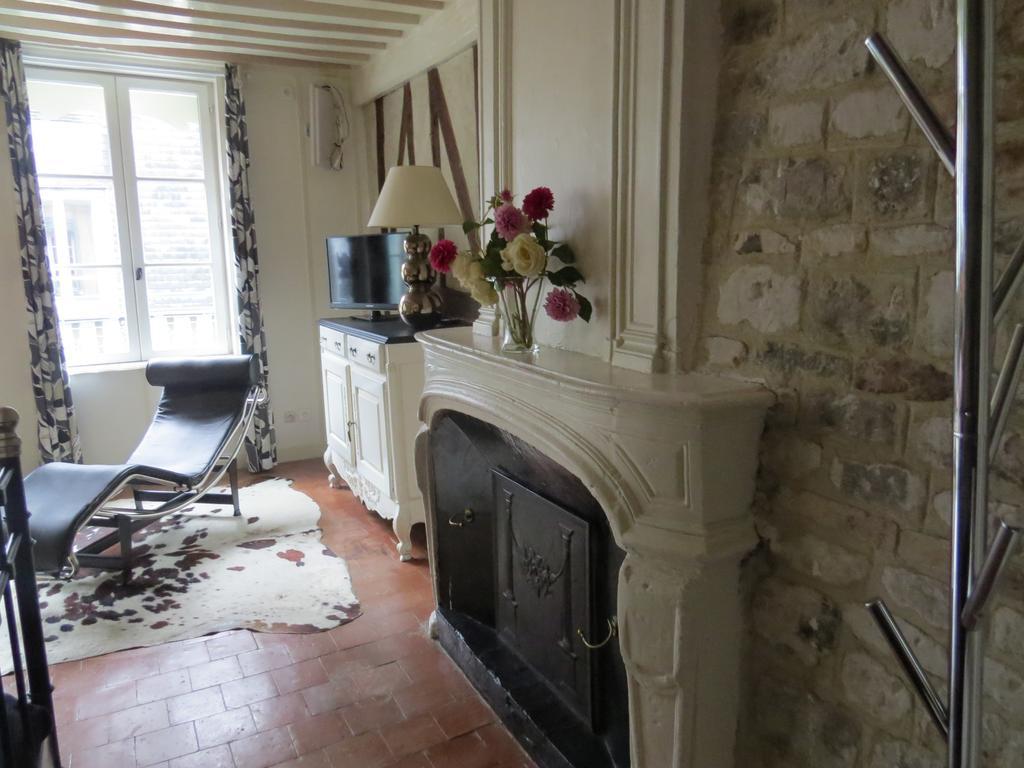 Appartement Le Notre Dame Honfleur Exterior photo